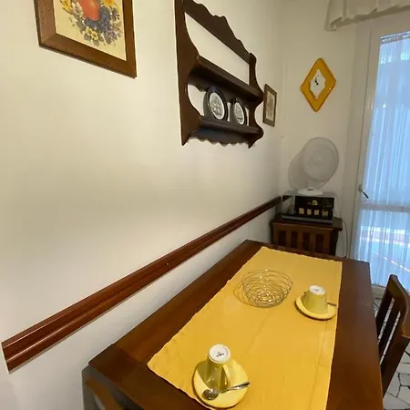 Apartment Rene House *