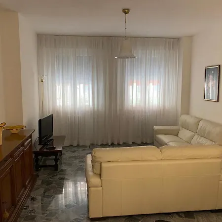 Rene House Apartment *